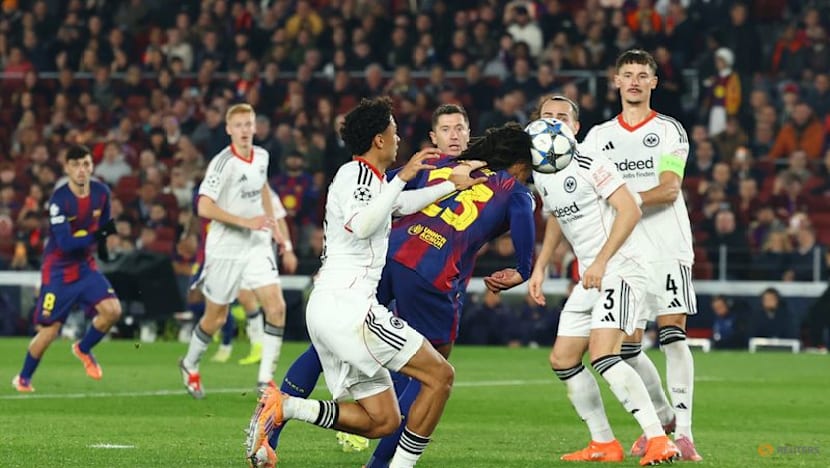 Kounde headers give Barcelona 2-1 win over Frankfurt