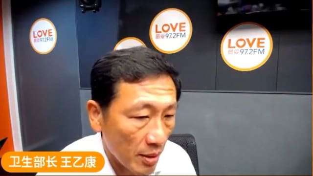 王乙康部长空中秀流利中文 自爆儿时学不好英文