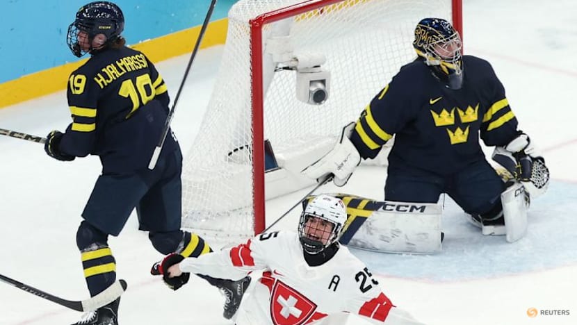 Ice hockey-It's Muller time as Swiss reclaim women's bronze 12 years on
