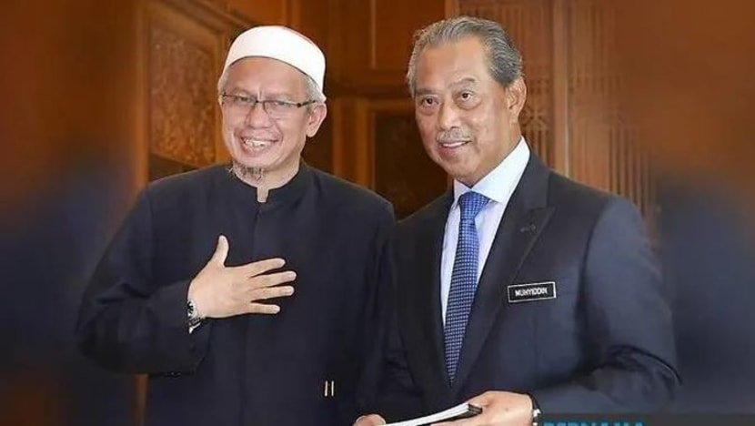 Muhyiddin dikuarantin 14 hari di rumah, setelah menteri hal ehwal agama disahkan positif COVID-19