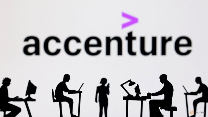 Accenture bookings drop eclipses upbeat revenue, unveils AI-focused revamp