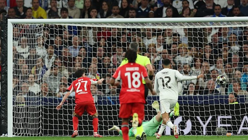 Vinicius scores as Real Madrid sink Benfica to reach Champions League last 16
