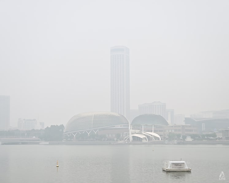 Singapore haze: Hourly PM2.5 reading surges to 284 in the west, enters very high band