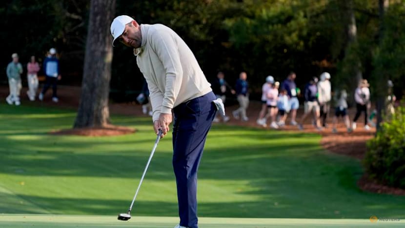 Dry weather and wind set up tough conditions for Masters