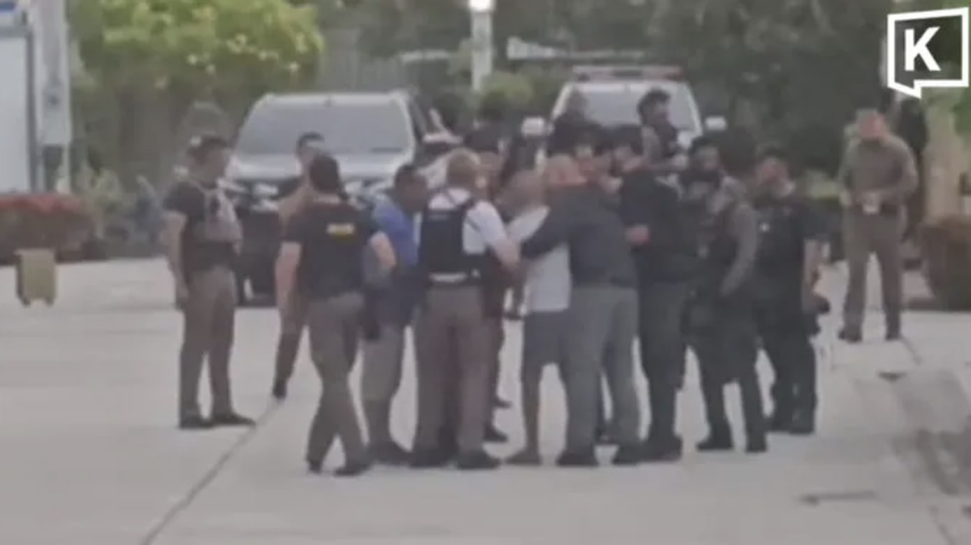 泰国警员枪杀妻子后逃离  同警方对峙18小时后自首