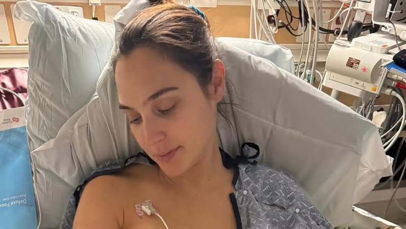 Gal Gadot alami penggumpalan darah di otak saat hamil 8 bulan Gal Gadot alami penggumpalan darah di otak saat hamil 8 bulan
