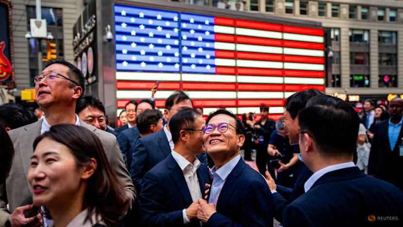 SK Hynix shares jump 14% in Nasdaq debut 