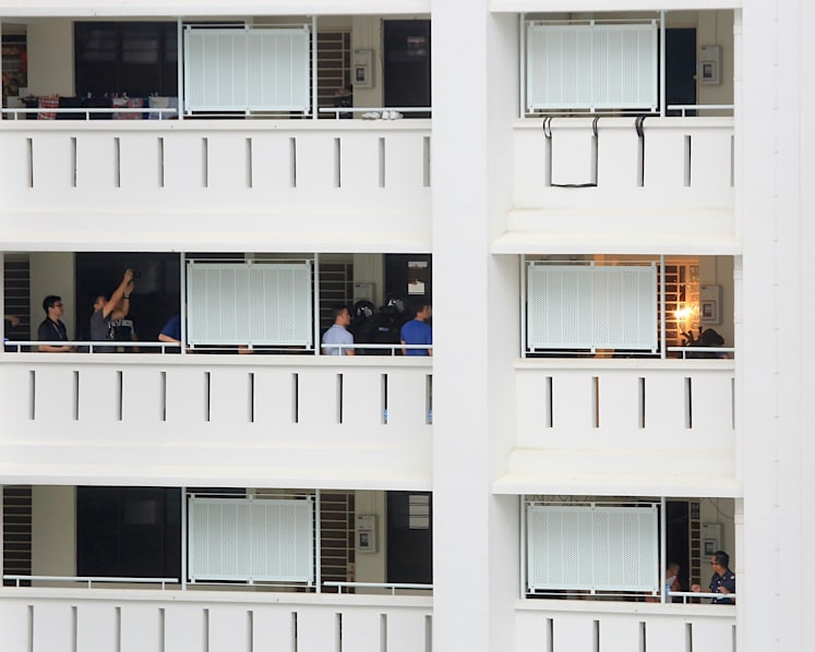 Cops break into Sembawang Drive flat in dramatic end to 17-hour standoff 