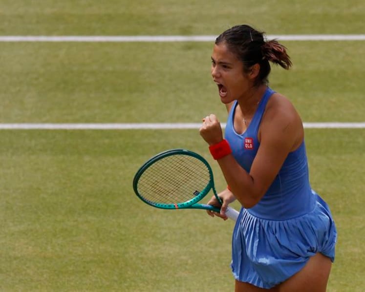 Vekic hangs tough to beat Raducanu in Queen's final