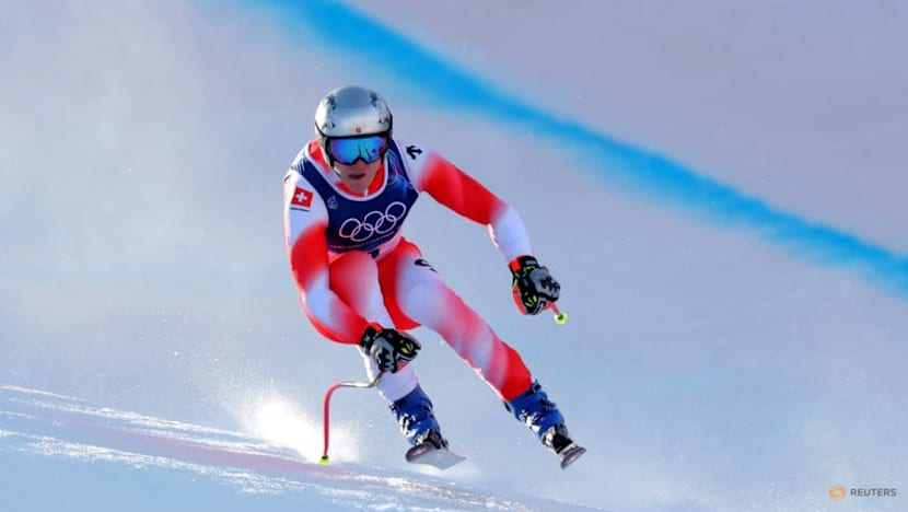 Alpine skiing-Relaxed Odermatt keeps his powder dry in downhill training