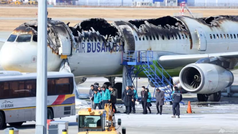 Penyiasat beri amaran terhadap bahan api masih dalam pesawat Air Busan Penyiasat beri amaran terhadap bahan api masih dalam pesawat Air Busan
