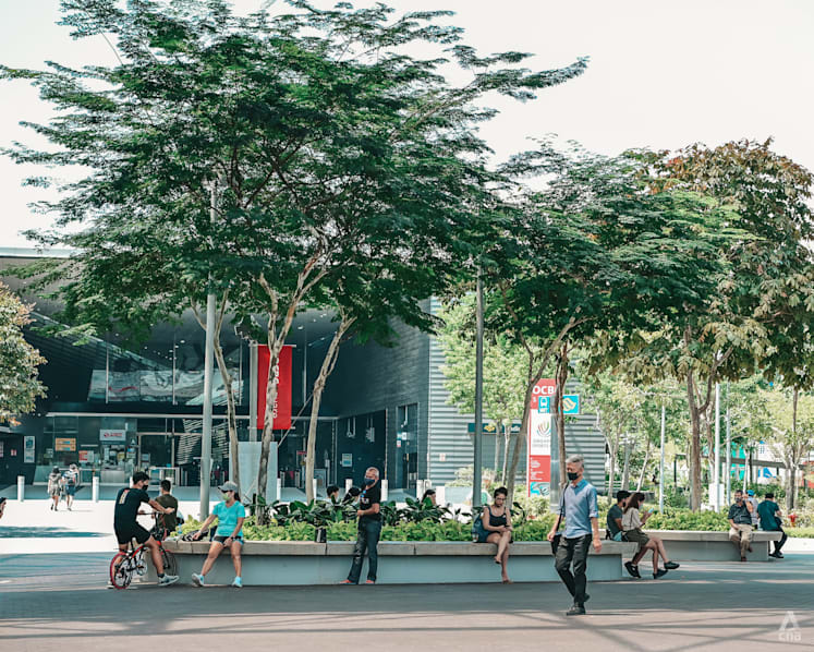 Singapore reports 552 new COVID-19 infections and 13 deaths; 1 more imported case tests positive for Omicron variant
