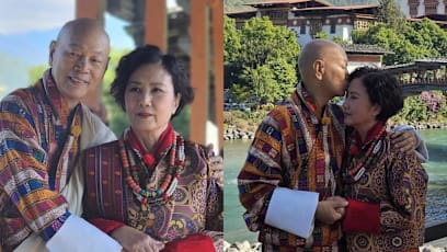 Liza Wang, 78, & Law Kar Ying, 79, Finally Take Wedding Photos After 16 Years Of Marriage