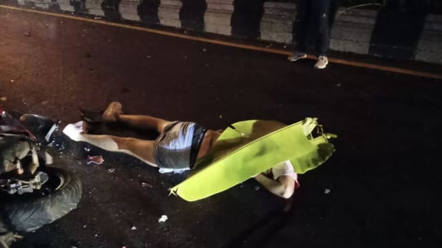 在峇厘岛无照骑摩托车 荷兰男子撞上水泥车断头亡