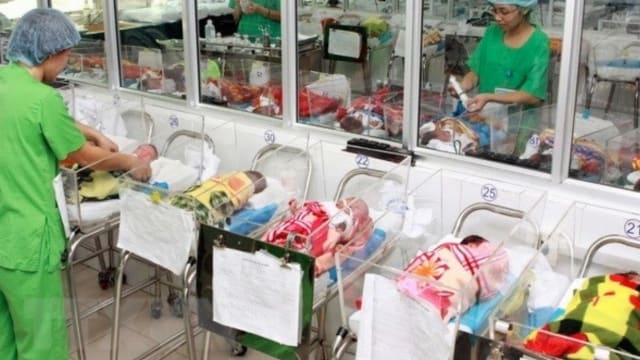 越南人口料4月达1亿 成东南亚第三个破亿国家