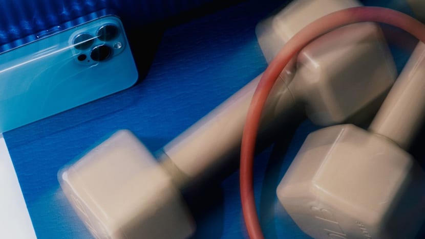 Do high-intensity workouts raise cortisol? Here's why the stress hormone isn't always bad Do high-intensity workouts raise cortisol? Here's why the stress hormone isn't always bad