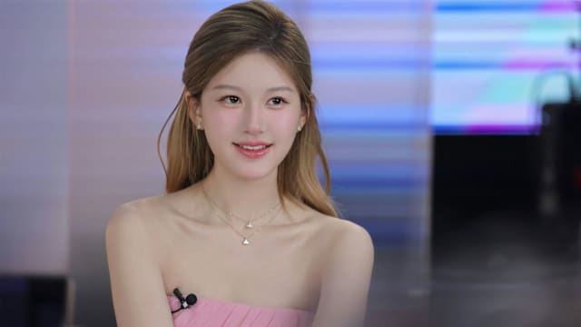 农历新年没回家被问爆！赵露思直播吐心声：陪伴不只限春节