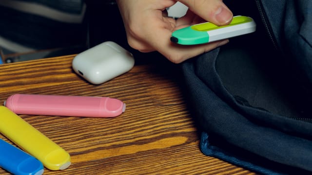 滥用电子烟零容忍！学生、公务员及制服人员将面临严厉处分