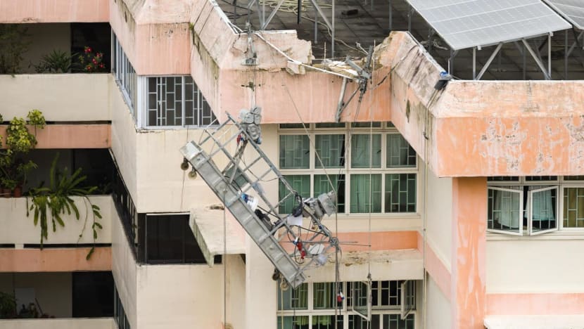 2 workers taken to hospital after being rescued from tilting gondola at Boon Lay HDB block