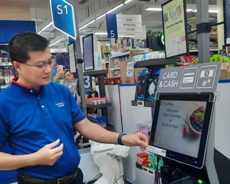 'Based on honour system': Barcodes at FairPrice self checkouts for customers to scan for plastic bag payment