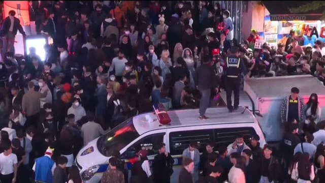 梨泰院践踏事故发生前接获11通报警电话 韩警方仅出动四次