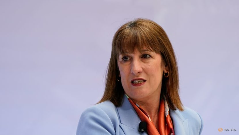 Britain announces 1 billion pound AESC gigafactory funding deal