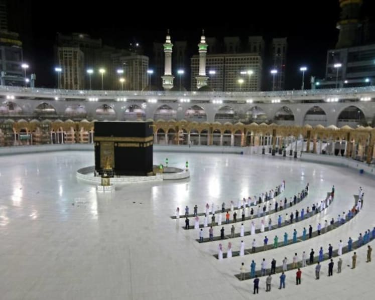 Malaysia to suspend umrah pilgrimage travel over Omicron concerns