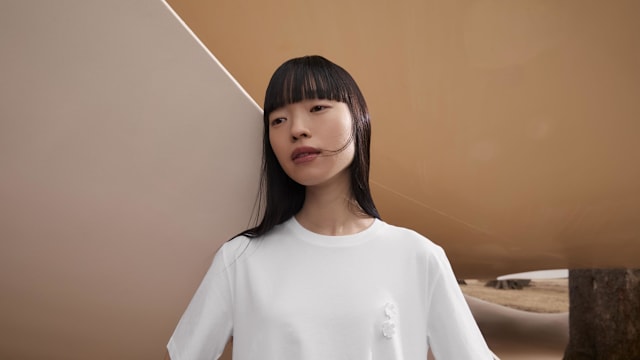 BLACKPINK Jennie、少女时代YoonA都爱的仙气品牌Cecilie Bahnsen联名UNIQLO，浪漫到想整套收藏！