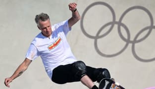Skateboarding-Hawk puts his history-making '900' skateboard up for auction