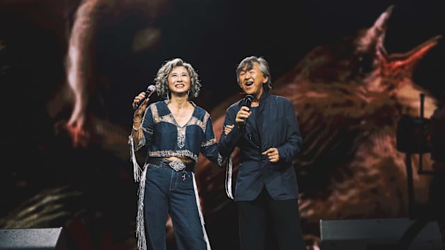 林子祥、叶蒨文新加坡震撼开唱，大展歌喉、狂秀恩爱！