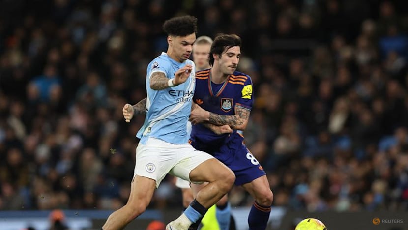 O'Reilly double gives Man City win and turns heat on Arsenal