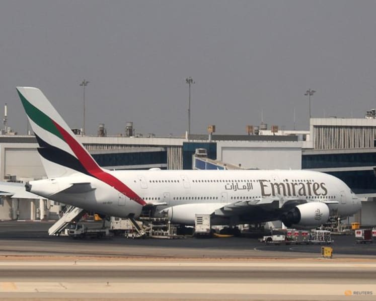 Airbus to inspect 16 A380s after cracks found on plane wings