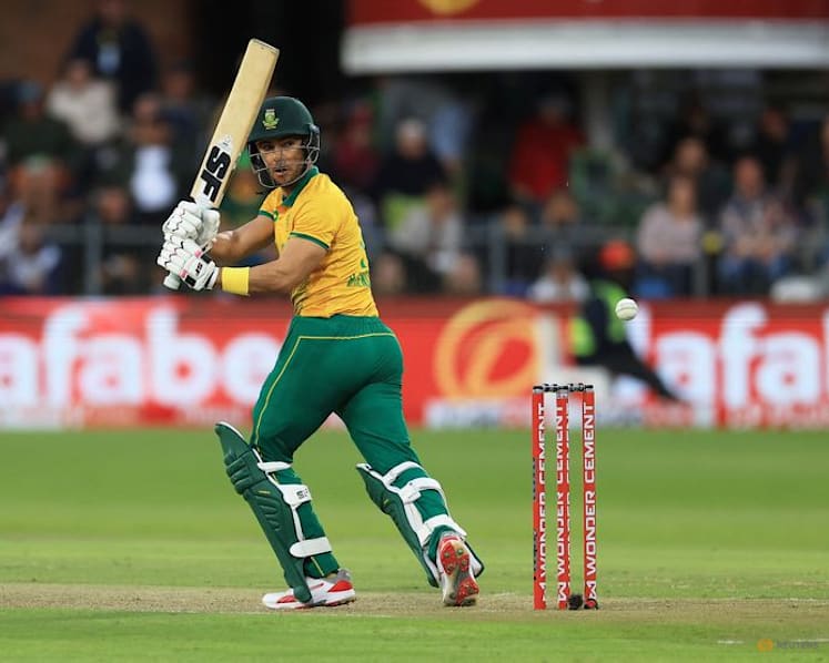 Hendricks, Bosch lead South Africa to 55-run T20 win over Pakistan