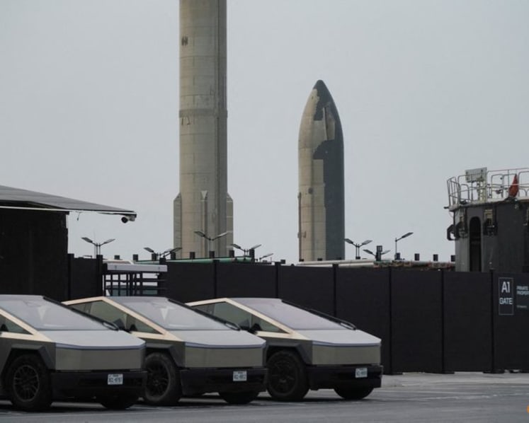 Life on the edge of Musk's Starbase brings fortunes and fractures