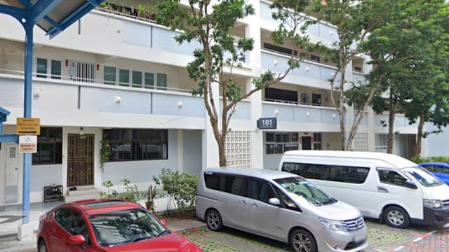 52岁男子女皇镇组屋坠楼身亡