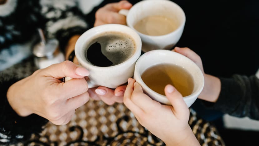 Minum teh dan kopi setiap hari merusak ginjal? Cek faktanya