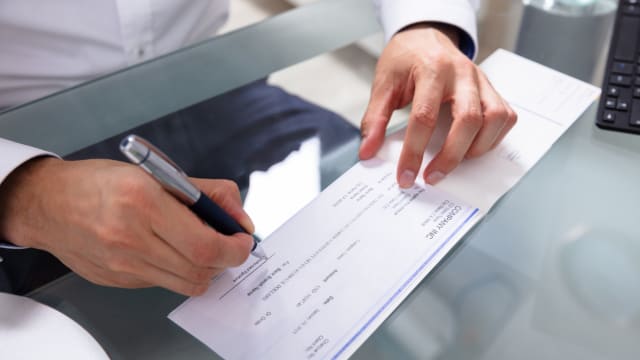 支票将淘汰 消费者：影响不大但若金额大用支票感觉更安全 