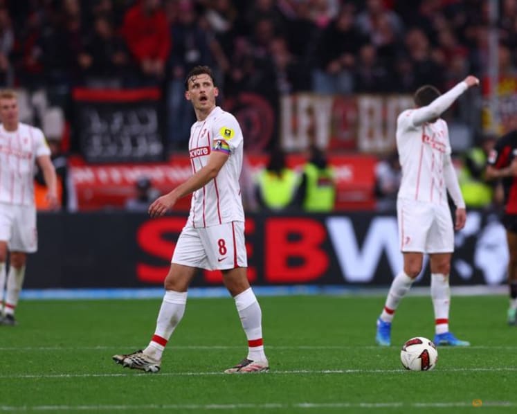 Leverkusen's Schick strikes to end Freiburg's unbeaten run