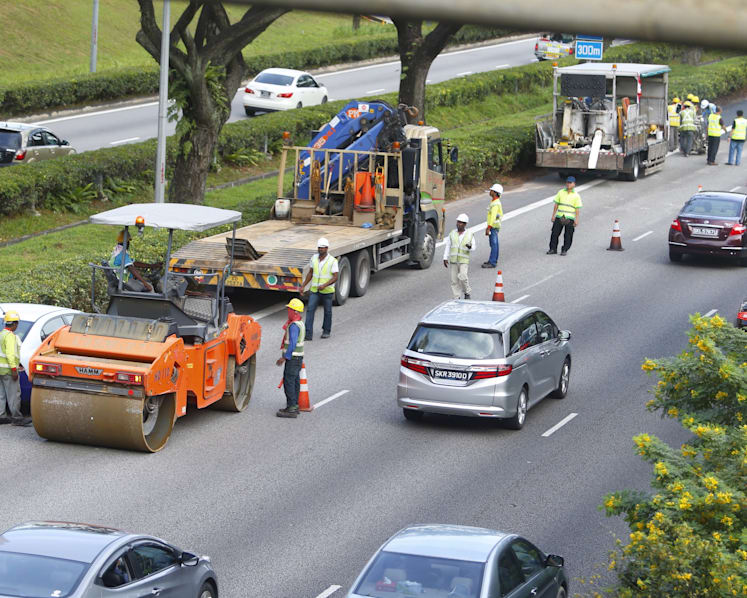 Two lanes along PIE closed after new oil spill