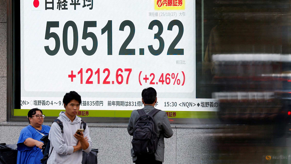 Asian markets cool as Trump begins Japan visit Asian markets cool as Trump begins Japan visit