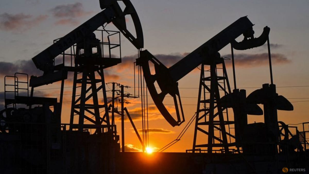 Oil prices take breather after prospect of increased supply triggered selloff - Channel News Asia (Picture 1)