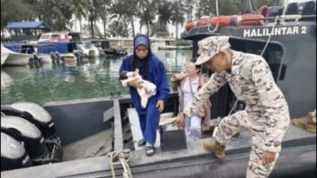 外岛男婴出生三天患急症 马国海事机构派巡逻艇护送