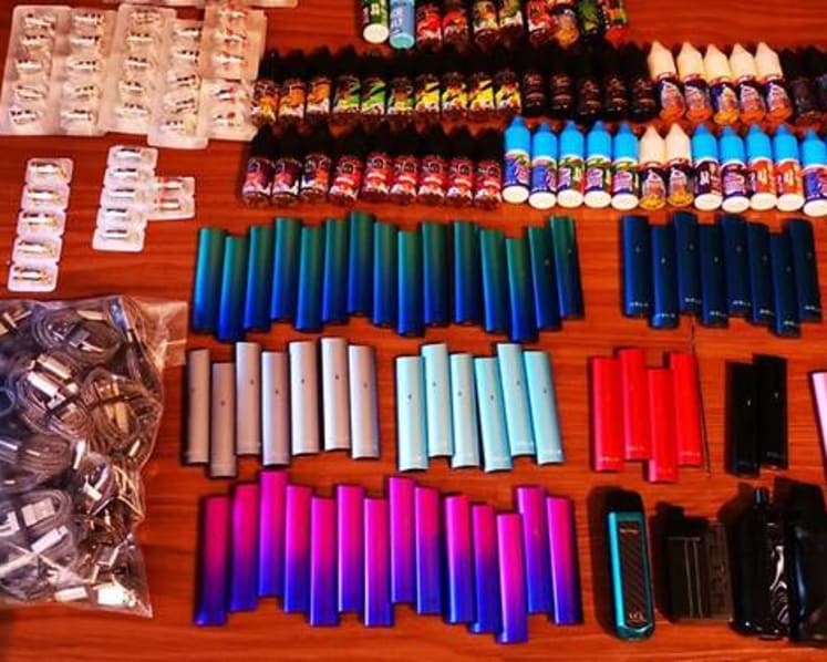5 arrested, e-vaporiser items worth S$60,000 seized