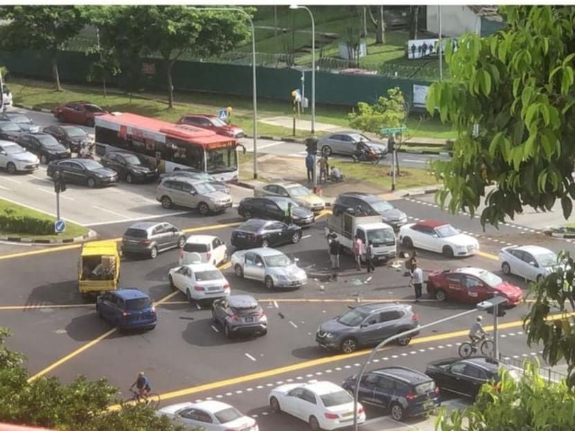 A photo of a four-vehicle collision that happened on the morning of Sept 1, 2020, has been shared widely online.
