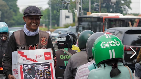 NOTA DARI JAKARTA: Benarkah Rakyat Indonesia Paling Bahagia di Dunia? Atau Paling Bersyukur?