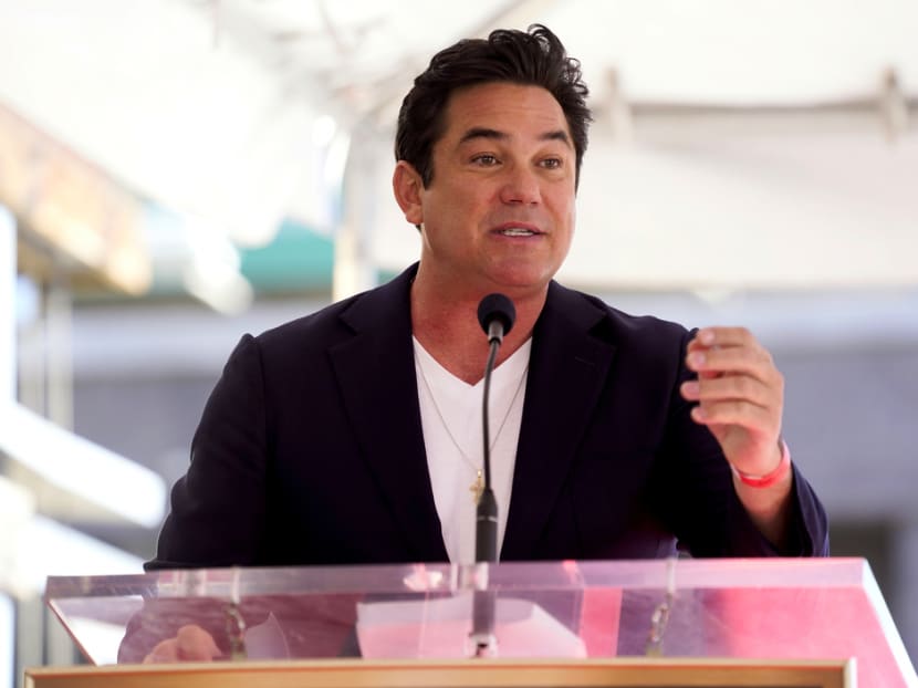 Dean Cain, former TV Superman, will be sworn in as honorary ICE officer