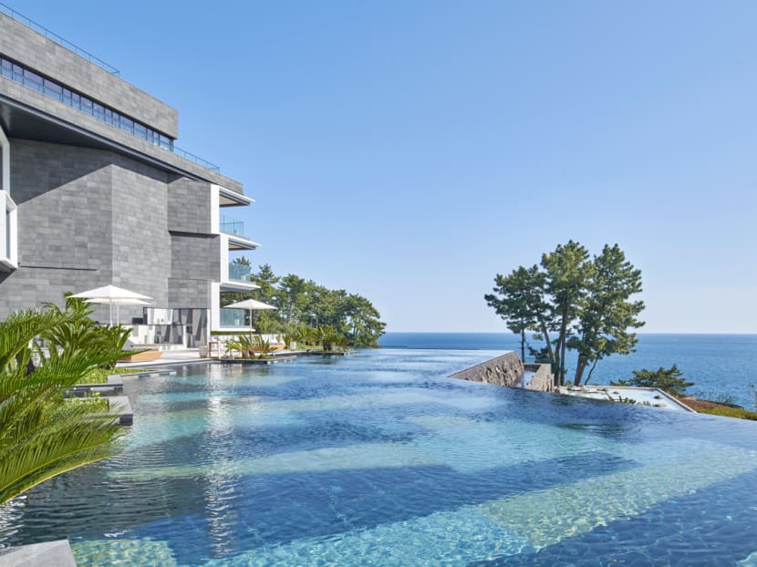 Looking for an idyllic stay with a gorgeous sea view in Jeju, South Korea? Head to JW Marriott Jeju Resort & Spa