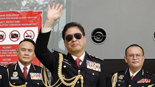 马国反贪会主席阿占巴基退休 提醒“别破坏新主席” 