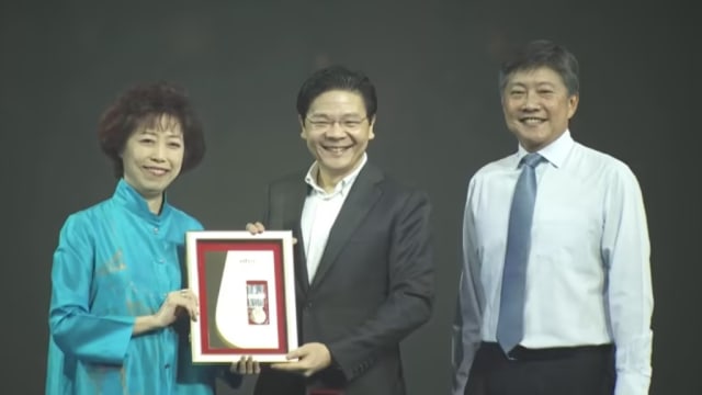黄循财获职工总会劳动节最高级别荣誉奖章