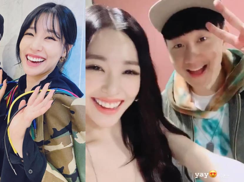 Netizens couldn’t hand-le their photos together.